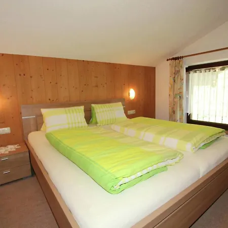 Splendid Apartment In Fugen Near Ski Area Uderns Exterior photo